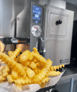 Crinkle Fries with New AutoFry Touchscreen - 2.8.24