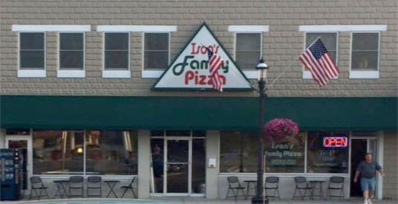 Ison's Family Pizza Storefront - AutoFry in Action